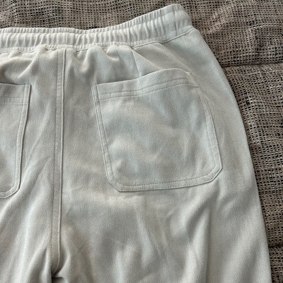 Comfy Pants - Picture 3 of 5